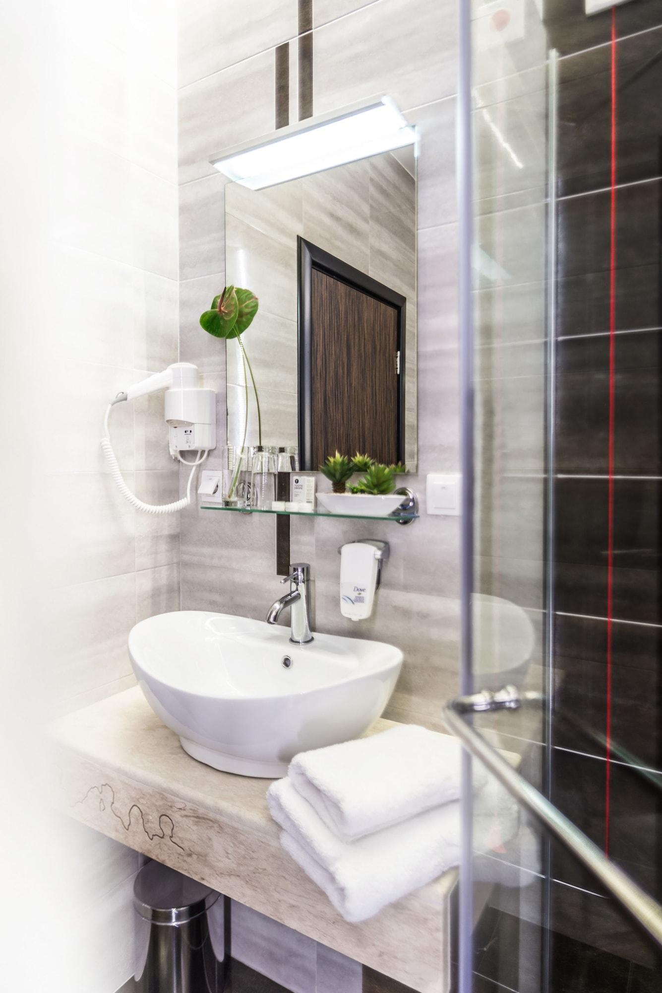 Hotel Theater Belgrade Garni Екстер'єр фото