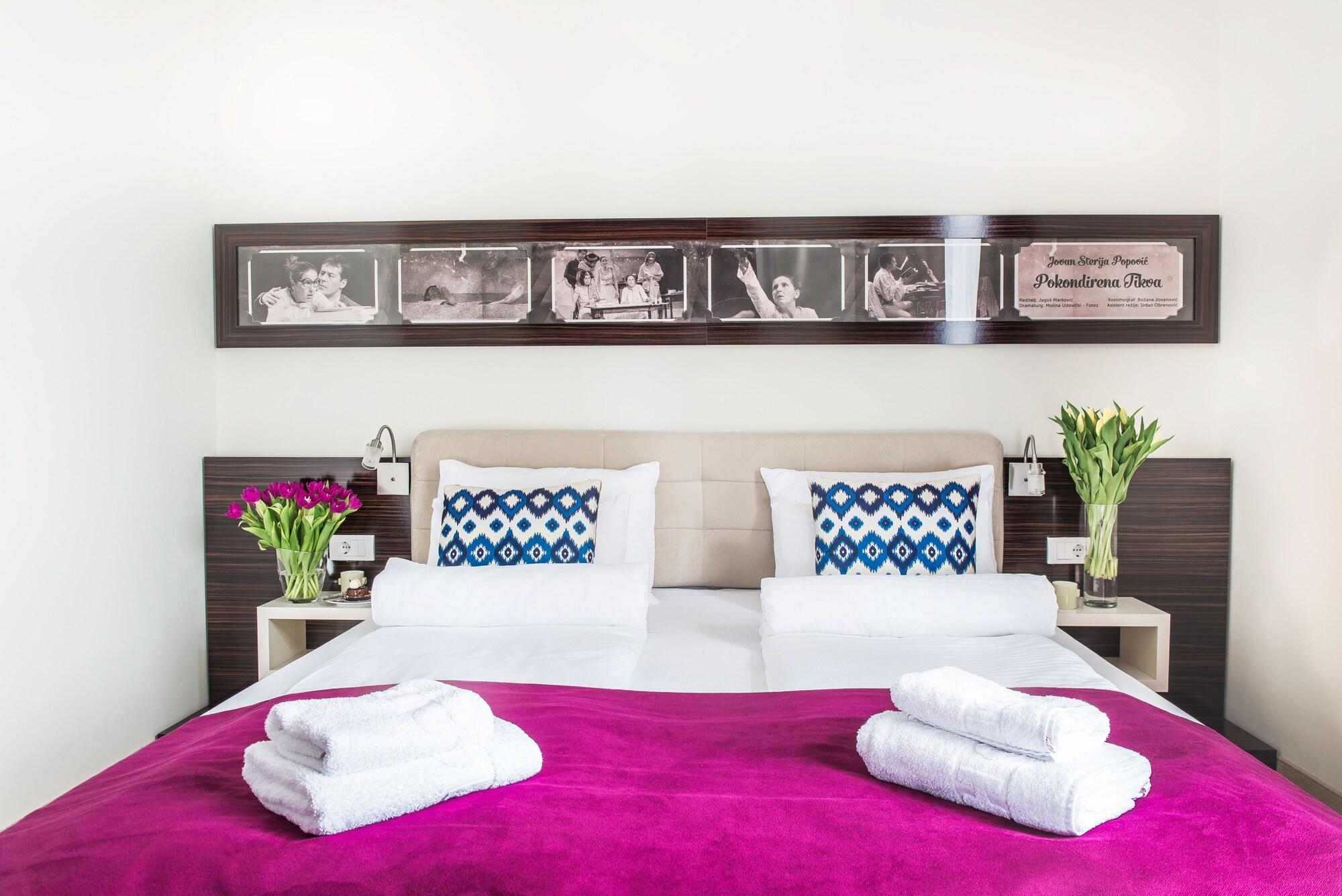 Hotel Theater Belgrade Garni Екстер'єр фото