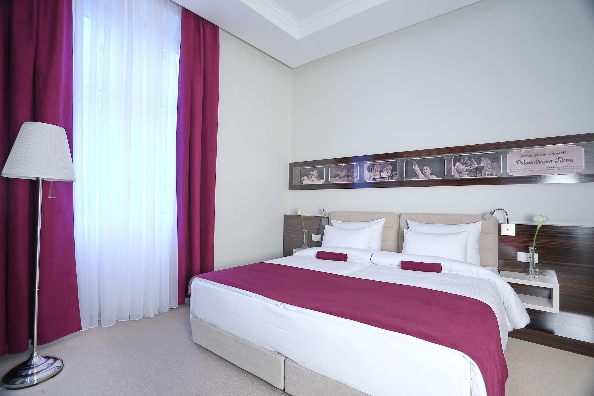 Hotel Theater Belgrade Garni Екстер'єр фото
