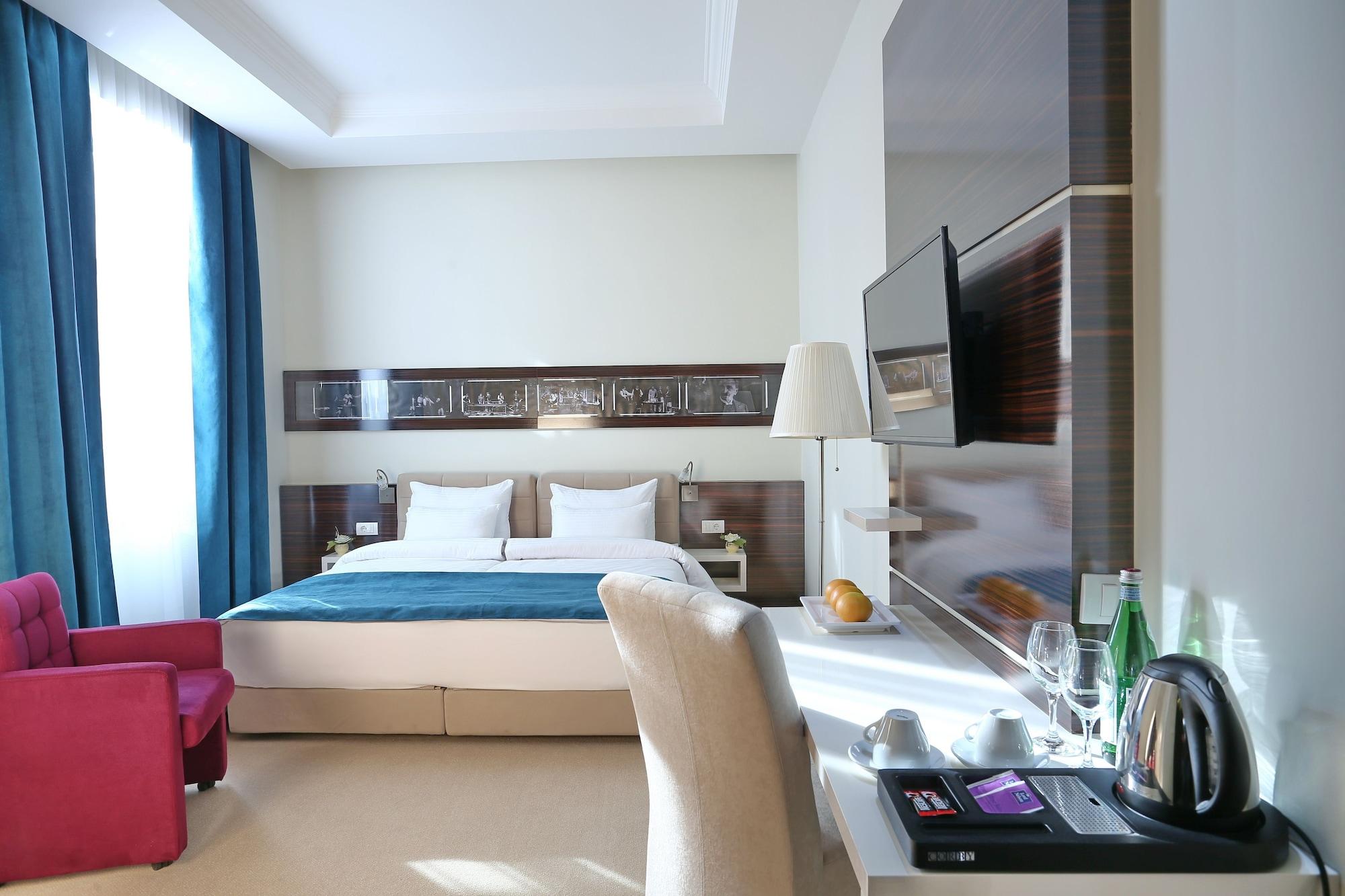 Hotel Theater Belgrade Garni Екстер'єр фото