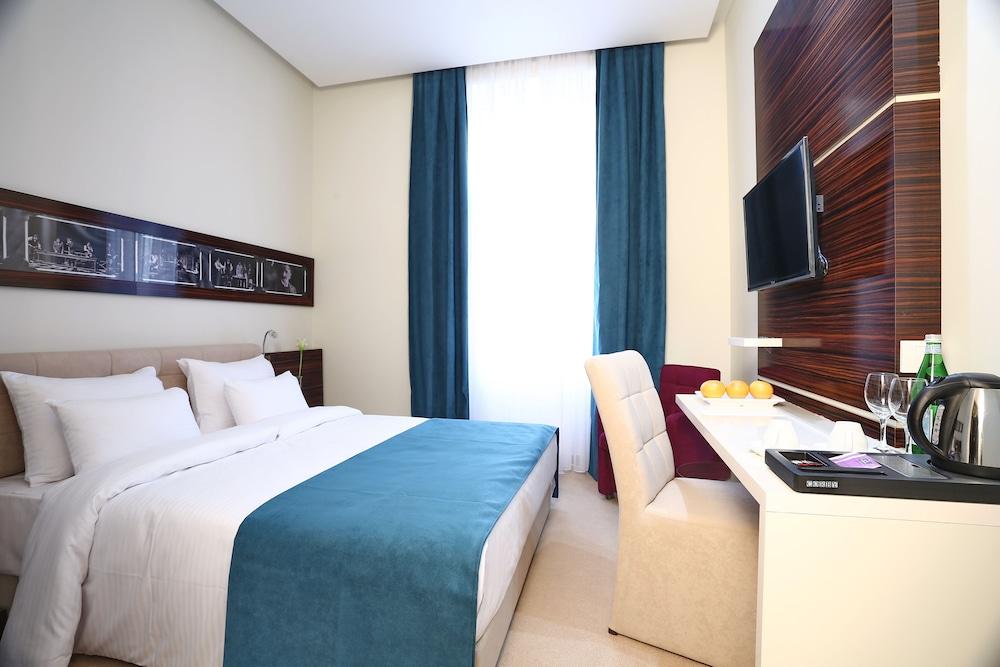 Hotel Theater Belgrade Garni Екстер'єр фото