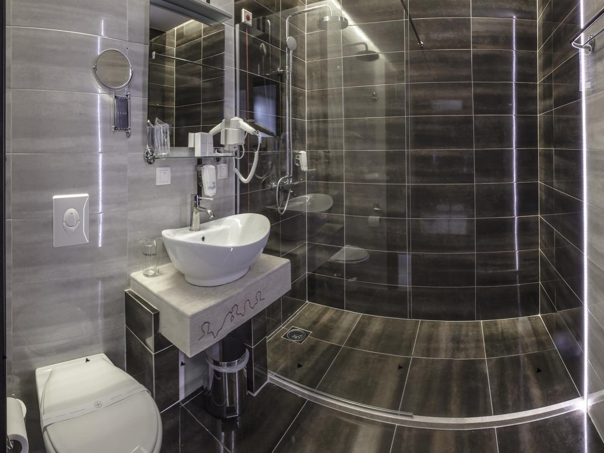 Hotel Theater Belgrade Garni Екстер'єр фото